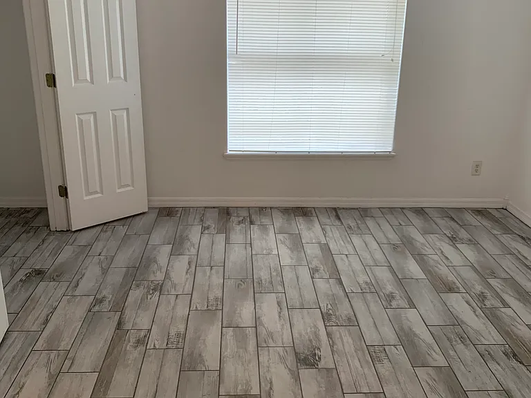 741 Hull St — Photo 10