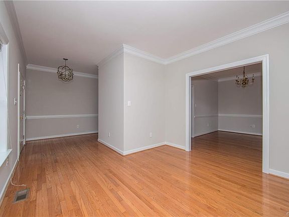 3rd image of 6054 Pond Place Way