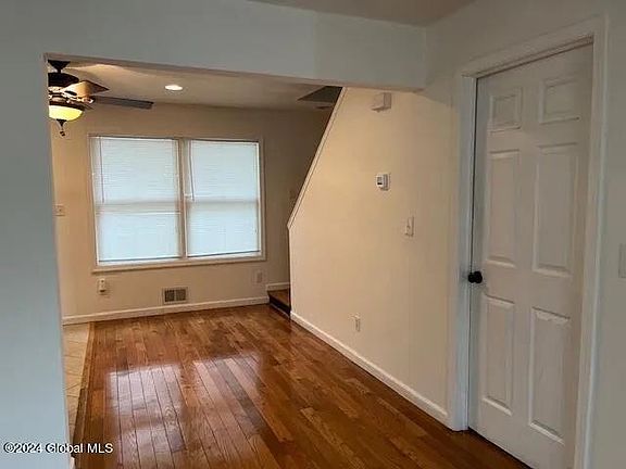 5th image of 65 Columbia St #A