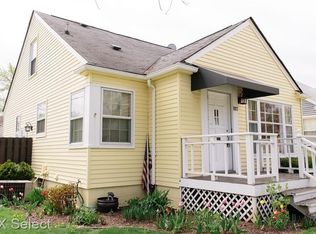 1117 Oxford Rd, Berkley, MI 48072