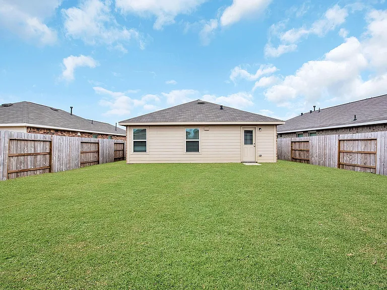 26827 Cenzontle Dr — Photo 24