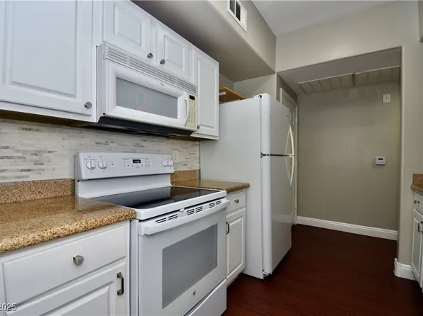 8000 Badura Ave Unit 1079, Las Vegas, NV 89113