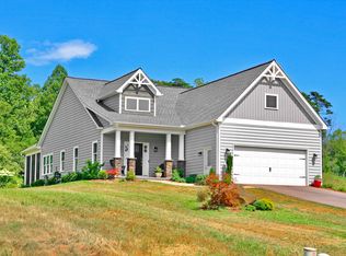 450 Firstwatch Dr, Moneta, VA 24121