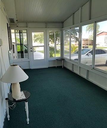 4th image of 2968 Longview Ln