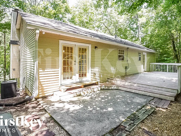 3954 Rock Mill Pkwy — Photo 15