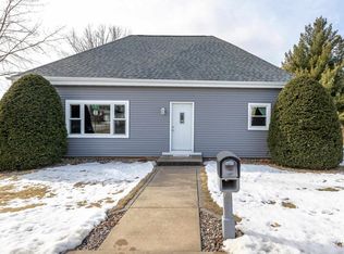 1010 North Elm Street, Platteville, WI 53818