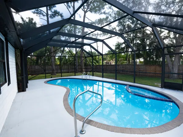 1898 SW LOFGREN Avenue, Port St Lucie, FL 34953