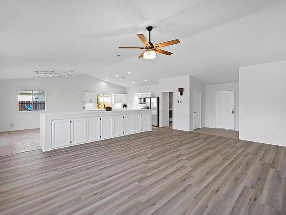 4th image of 41617 Beadling Rd