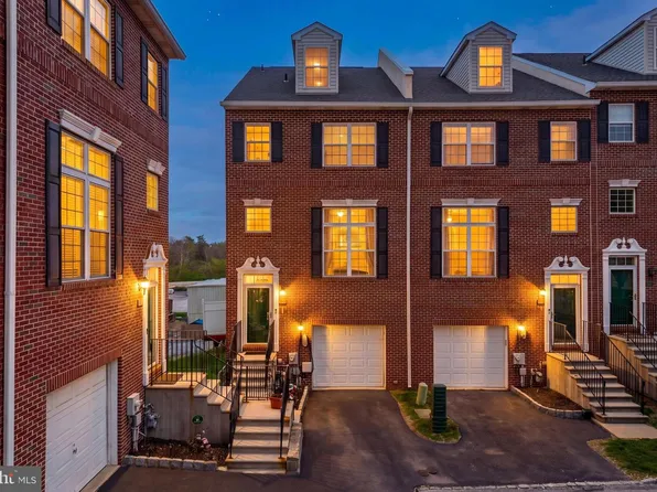 425 W 5th Ave, Conshohocken, PA 19428