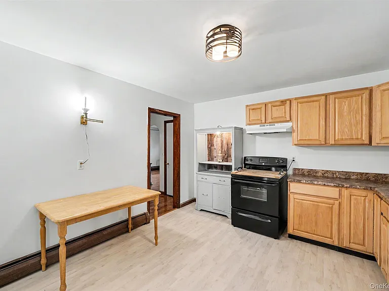 15 Forge Hill Rd — Photo 10