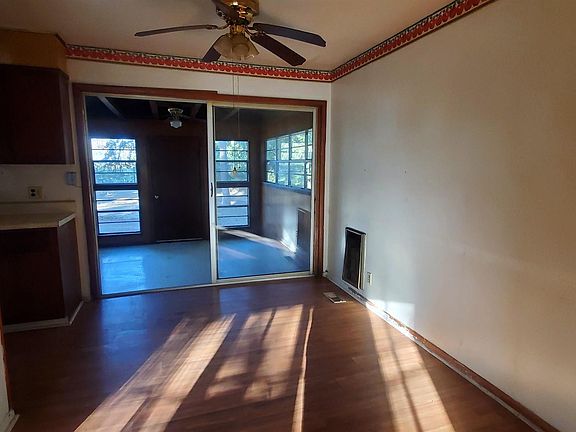 5th image of 1907 Morningside Dr NW