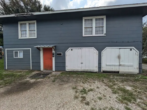 1103 Avenue B, Port Neches, TX 77651