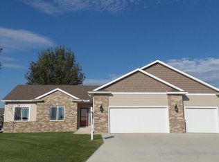 1300 28th St SW, Austin, MN 55912