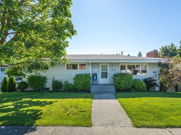 3235 W Rosewood Ave, Spokane, WA 99208