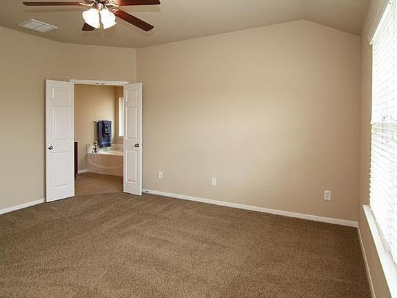 4th image of 4420 Rolling Water Dr