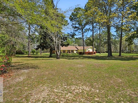4th image of 207 S Forest Dr