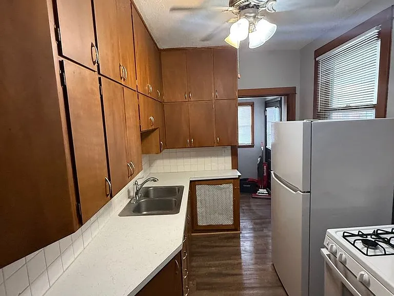 1735 M St — Photo 2