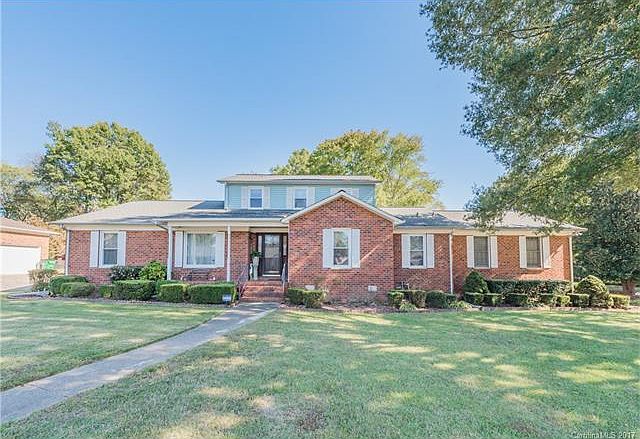 1st image of 4835 Craigwood Dr