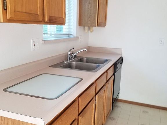 4th image of 1305 Shaker Pl