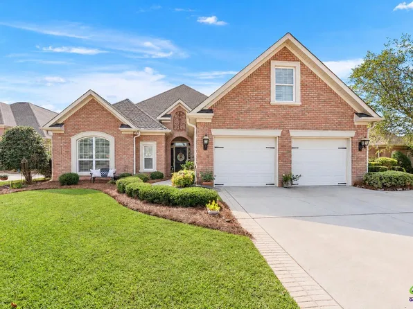 208 Macintosh Ln, Centerville, GA 31028