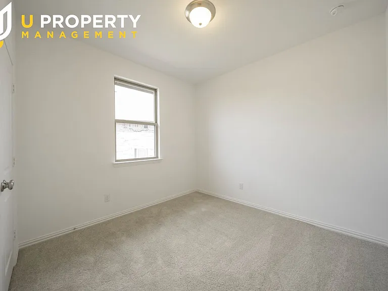 503 Virginia Way — Photo 21