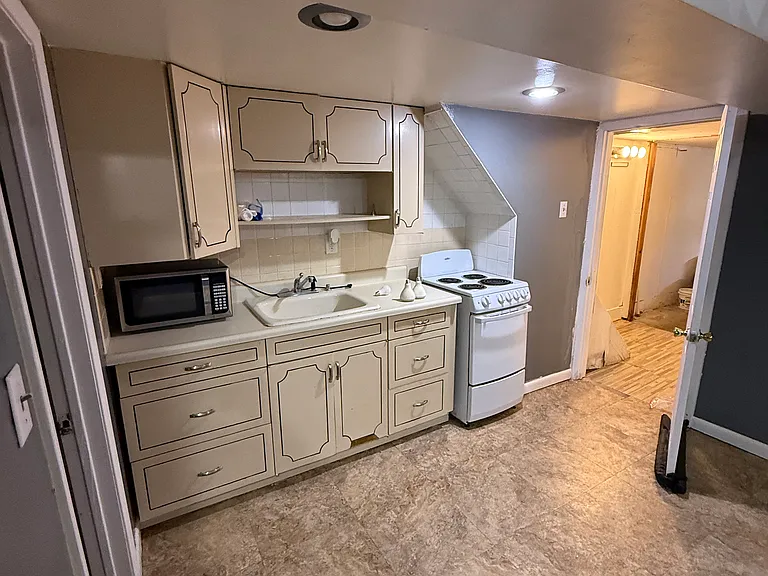 638A Kennedy Blvd #1 — Photo 9