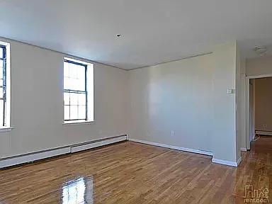 2 bed, $1,600 — Photo 2