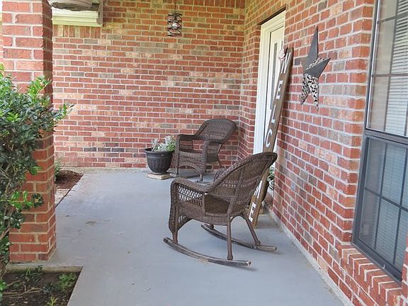 3rd image of 1807 Avenue N