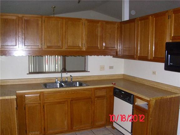 5th image of 271 Muskegon Ave