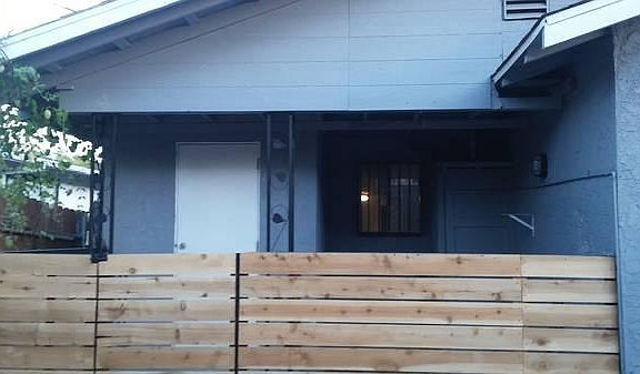 3rd image of 3319 Roseview Ave