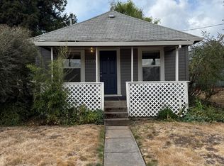 52589 NE 2nd St, Scappoose, OR 97056