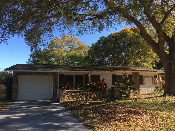 5045 Brookmeade Dr, Sarasota, FL 34232