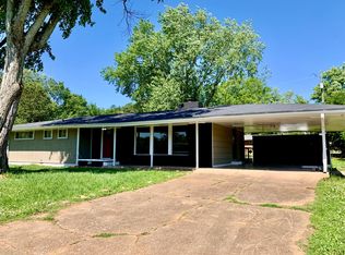 1437 Awhila Dr, Chattanooga, TN 37421