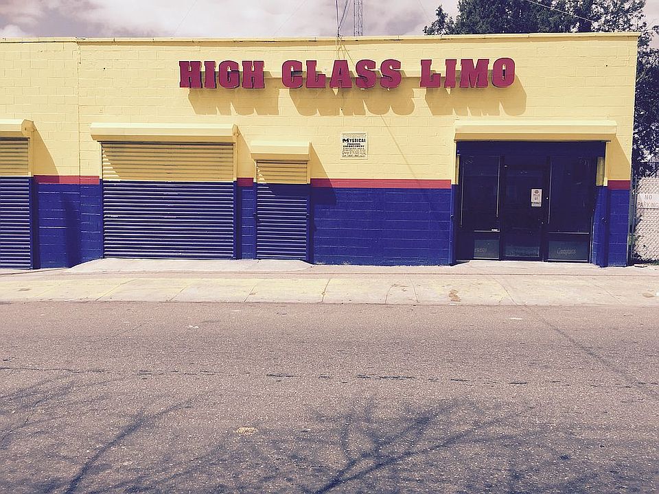 2nd image of 4634 N Front St
