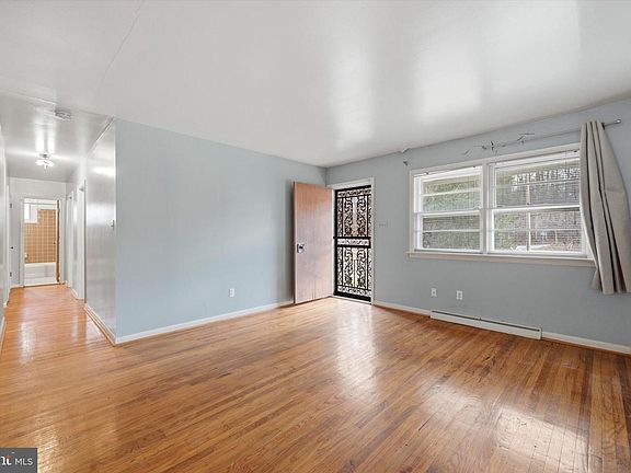 5th image of 129 Locksley Rd