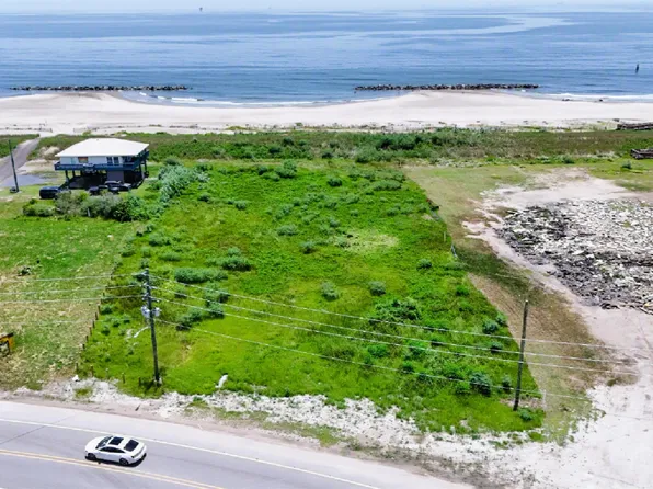 1662 Highway 1, Grand Isle, LA 70358