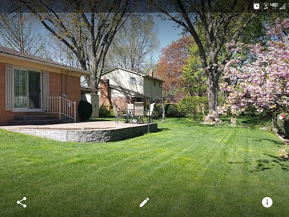 4th image of 5057 Woodberry Dr