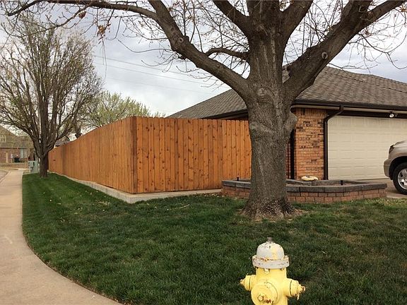 2nd image of 2200 Yellowstone Dr