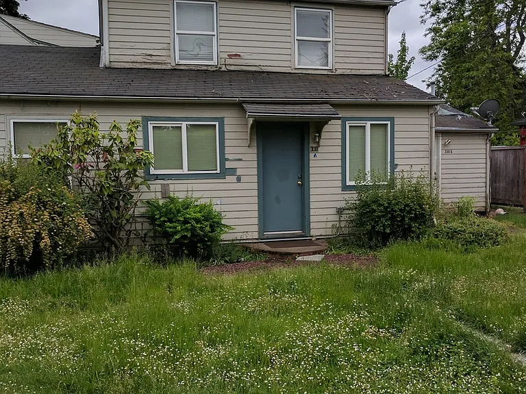 330 Howard Ave — Photo 12