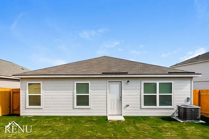 129 Scarborough Bnd — Photo 16