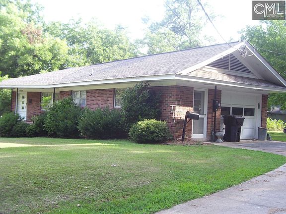 4th image of 1625 Clarkson Ave