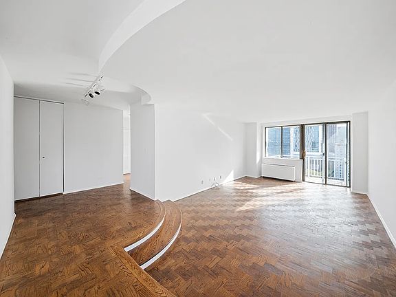 2nd image of 515 E 79th St APT 21B