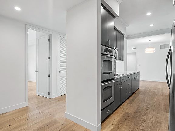 3rd image of 12320 Montana Ave APT 202