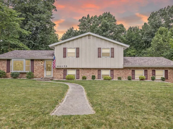 60175 Emerald Dr, South Bend, IN 46614