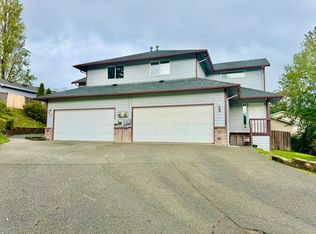 9 76th St SE #B, Everett, WA 98203