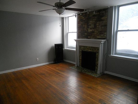3rd image of 222 Lexington Ave APT 15