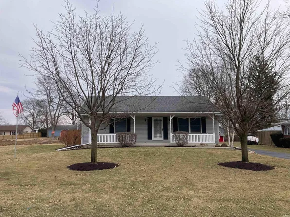 530 N County Line Rd, Markle, IN 46770