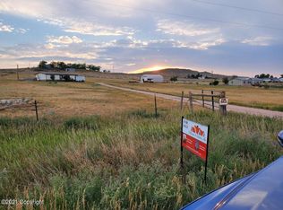 61 Prairie St, Moorcroft, WY 82721