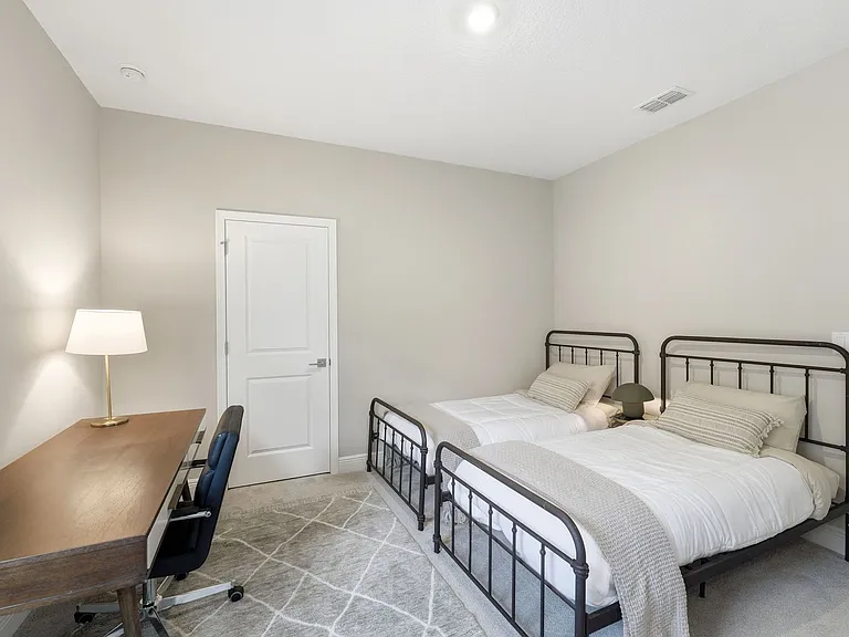 729 Brackenberry St — Photo 26