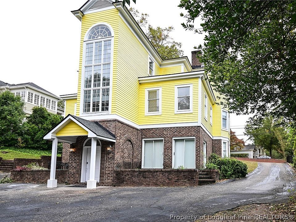 1st image of 713 Hay St